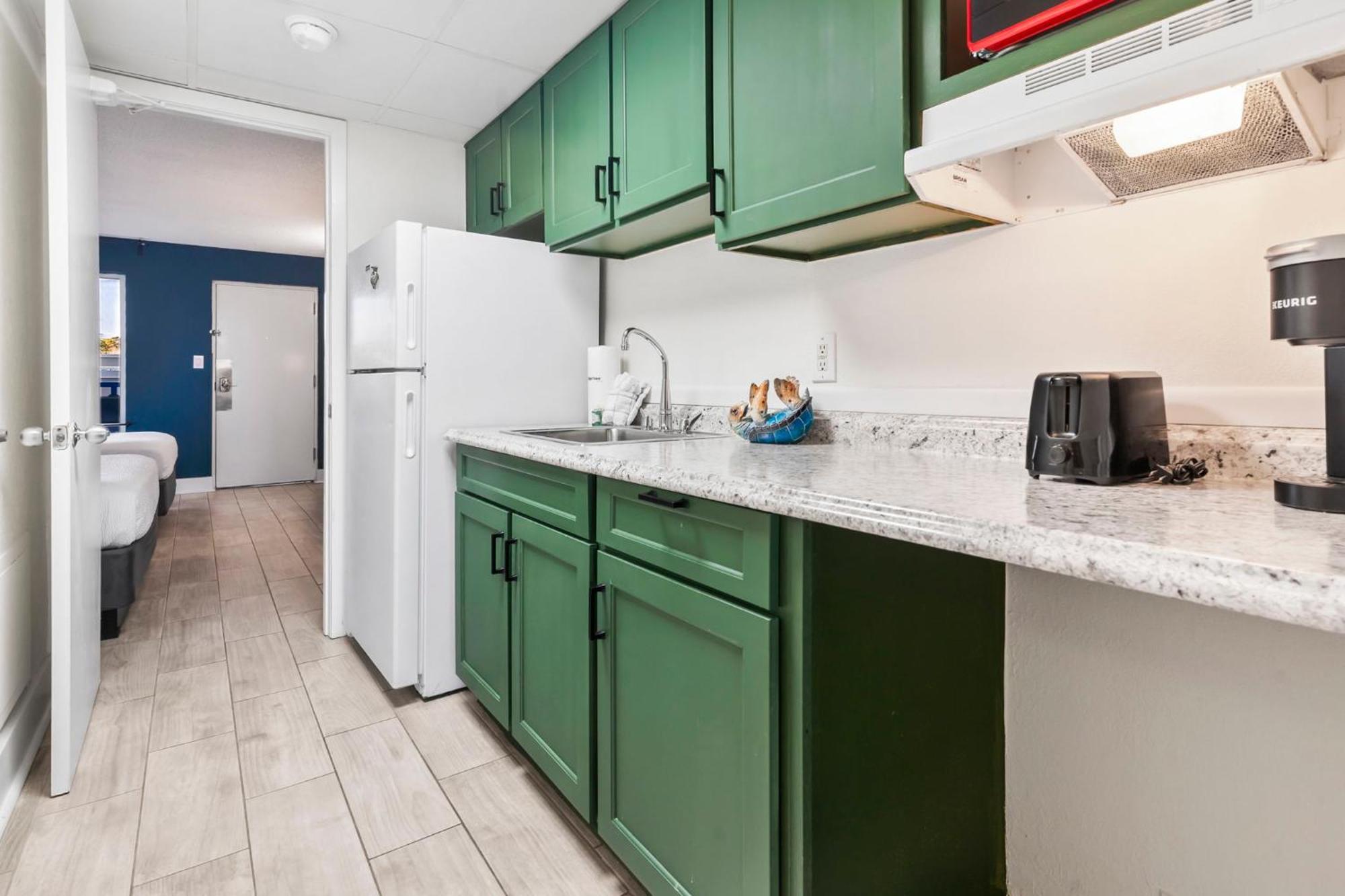 Recently Remodeled Double Queen Condo- Oceanfront Views! Boardwalk 135 默特尔比奇 外观 照片