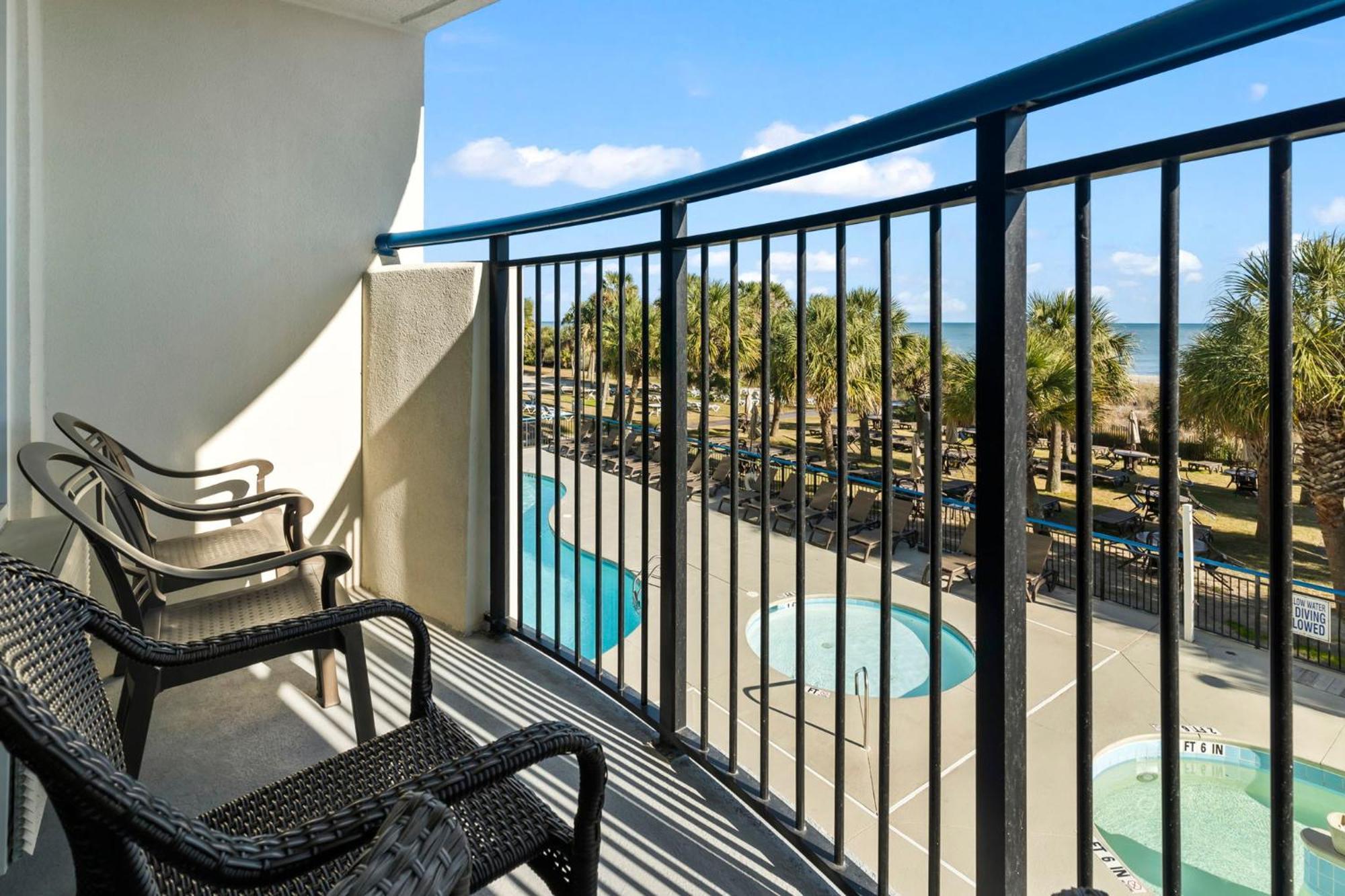 Recently Remodeled Double Queen Condo- Oceanfront Views! Boardwalk 135 默特尔比奇 外观 照片