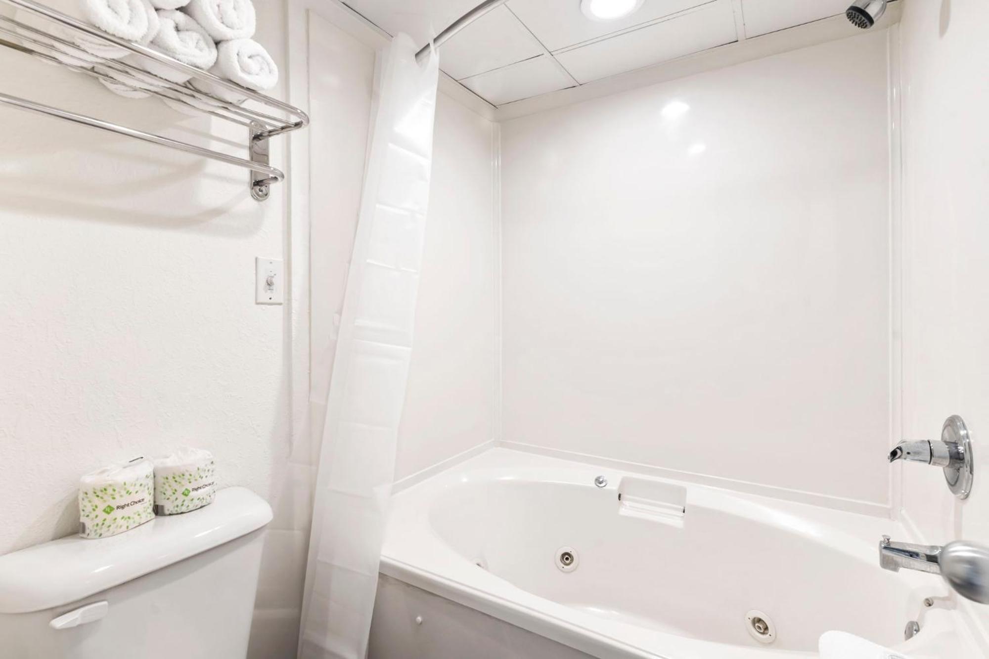 Recently Remodeled Double Queen Condo- Oceanfront Views! Boardwalk 135 默特尔比奇 外观 照片