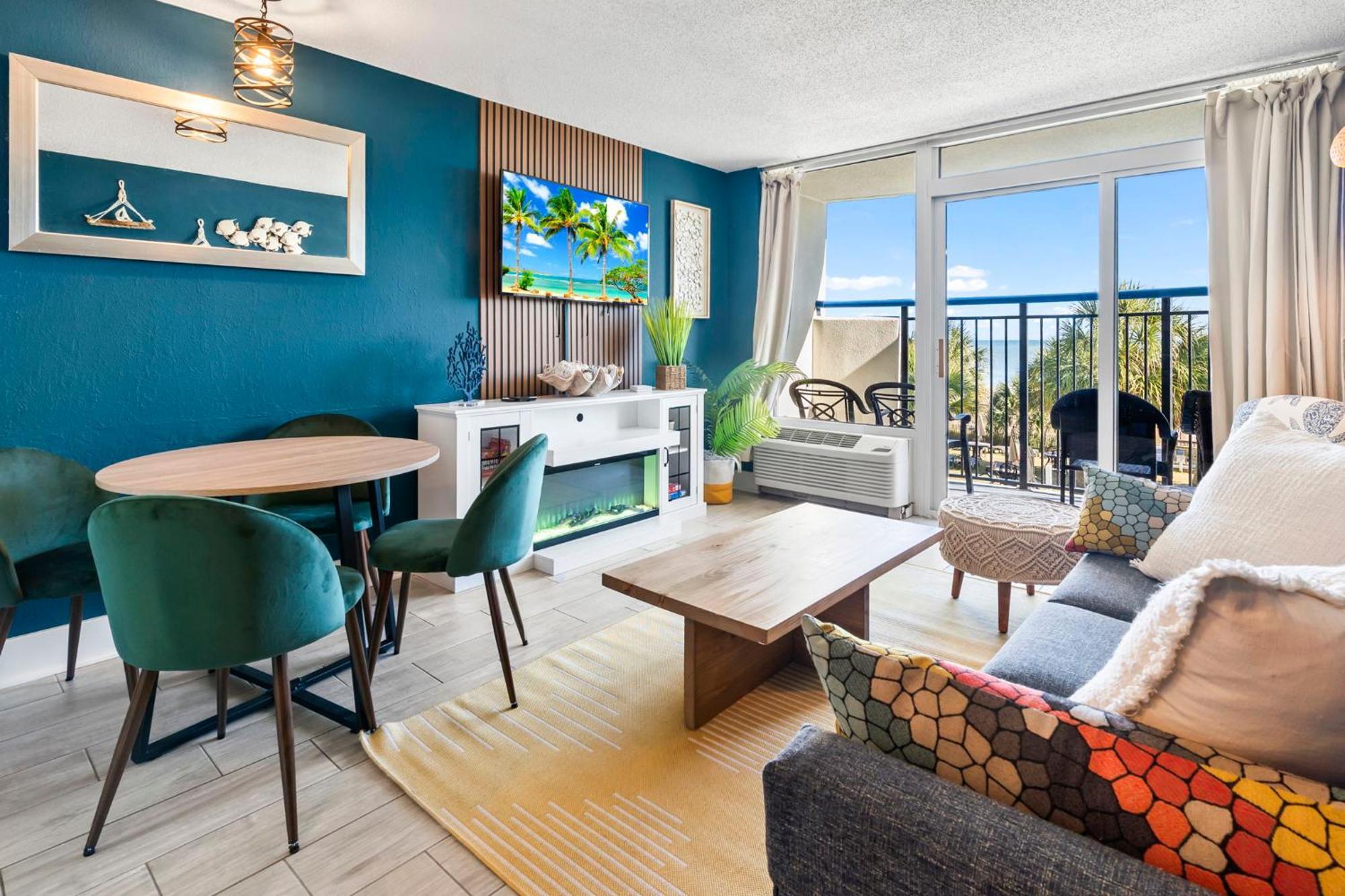 Recently Remodeled Double Queen Condo- Oceanfront Views! Boardwalk 135 默特尔比奇 外观 照片