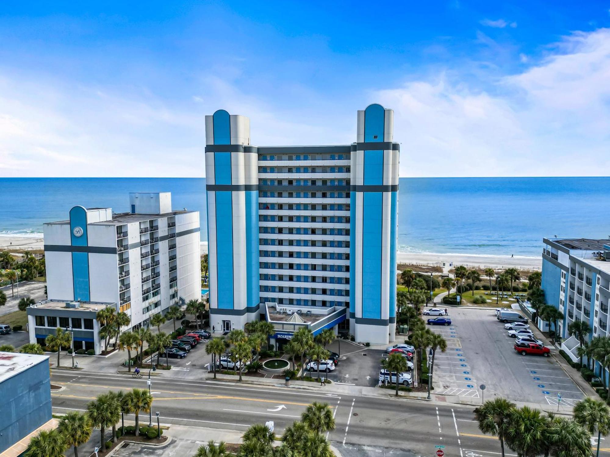 Recently Remodeled Double Queen Condo- Oceanfront Views! Boardwalk 135 默特尔比奇 外观 照片